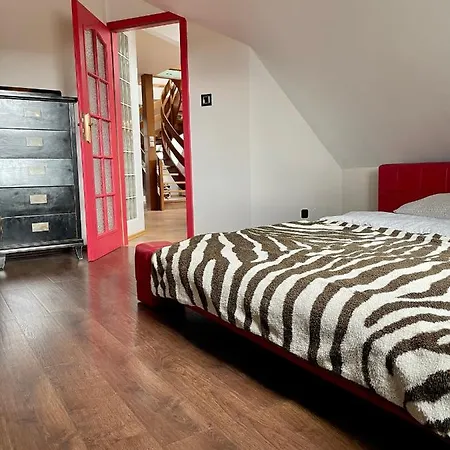 House Of Colours, 7km From Centre Appartement *